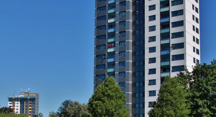 Evenlode Windrush Towers, Blackbird Leys